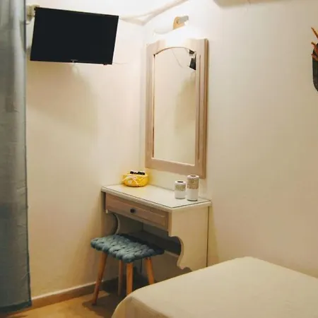 Fotinos House 3* Σκιάθος Πόλη