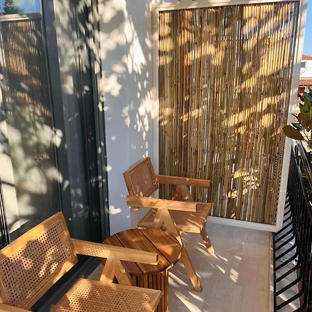 Pensjonat Fotinos House 3*